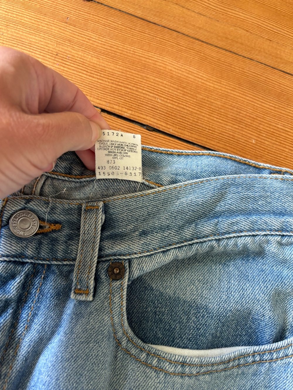 Vintage Levi’s 505 light wash Y2K straight leg mid rise clean - Picture 9 of 12